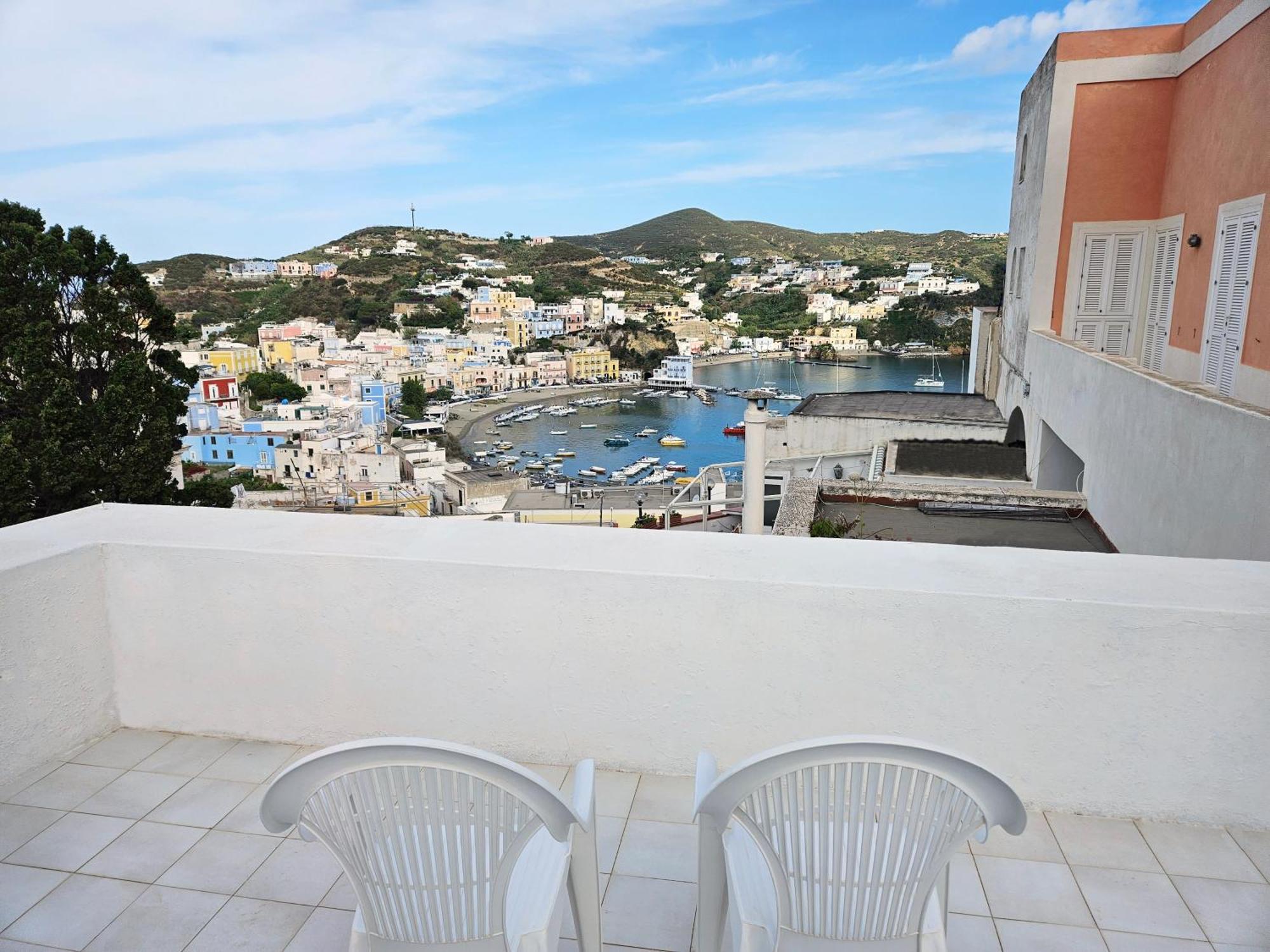 Maridea - Biscaglina Apartman Ponza Kültér fotó